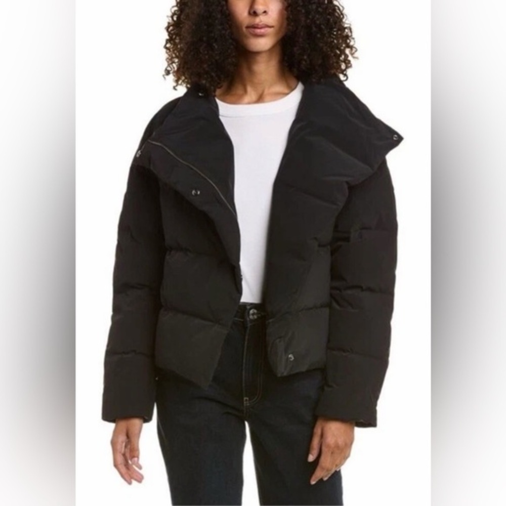 Theory Size L • Black Offset Puffer Jacket Coat.